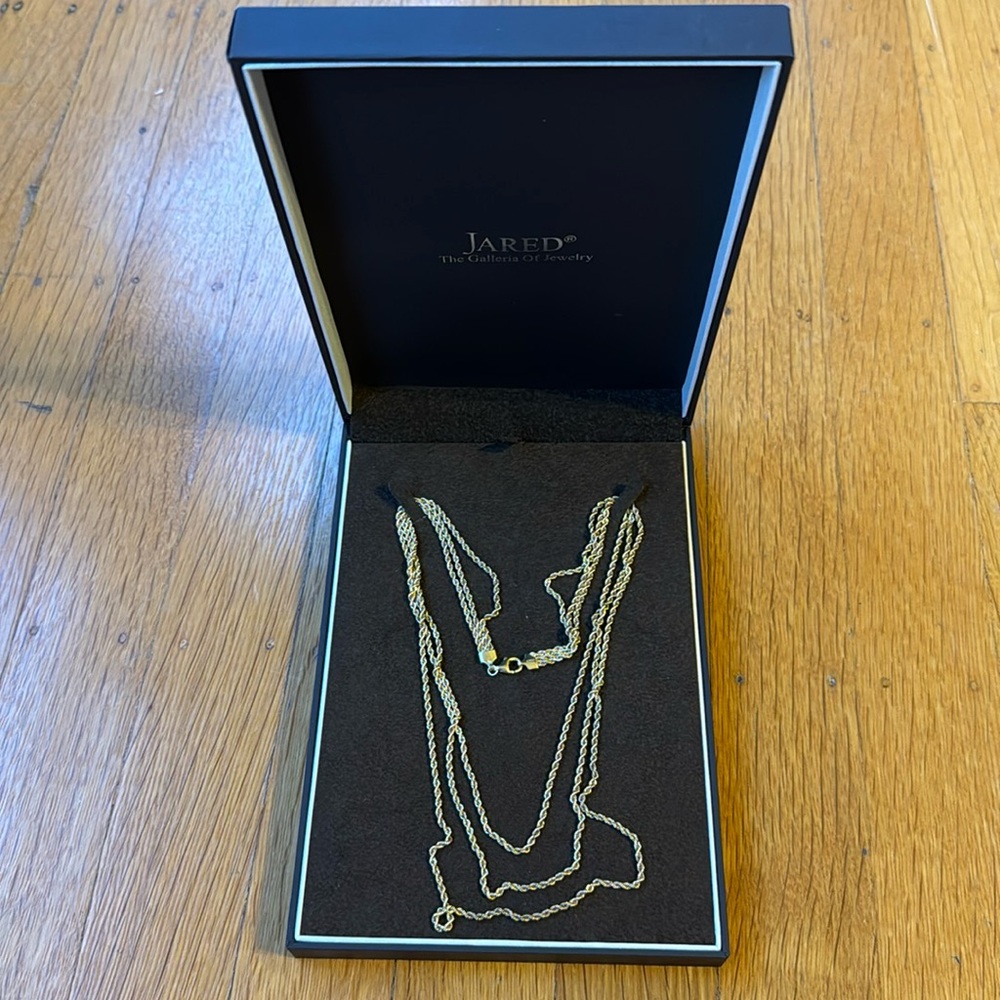 Brand new Jared Necklace 3 tiered gold chain 24k